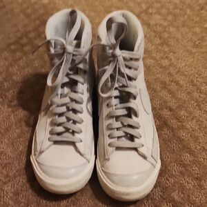 Nike Women's Sneakers - Gray